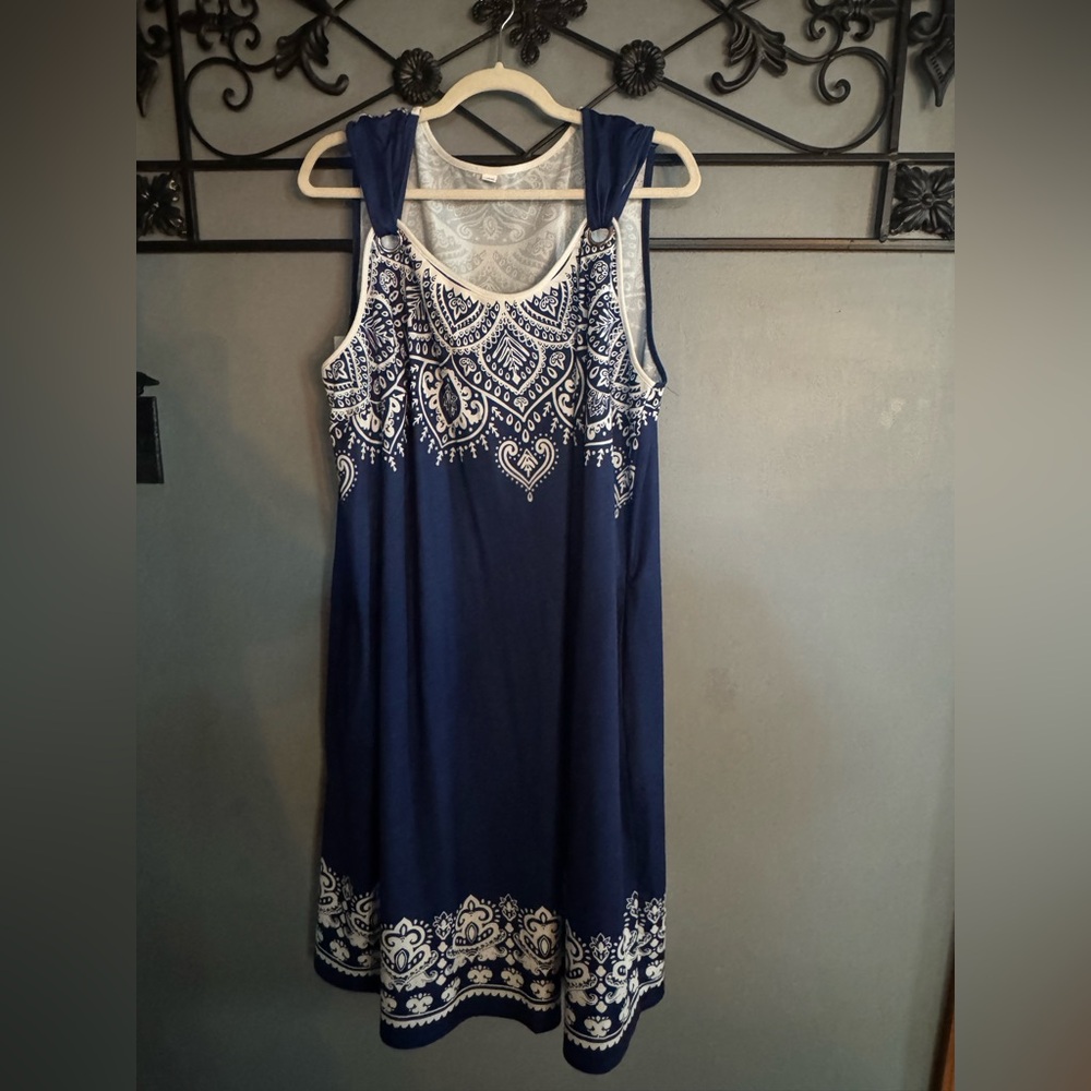 Navy Blue Sleeveless Dress with White Pattern